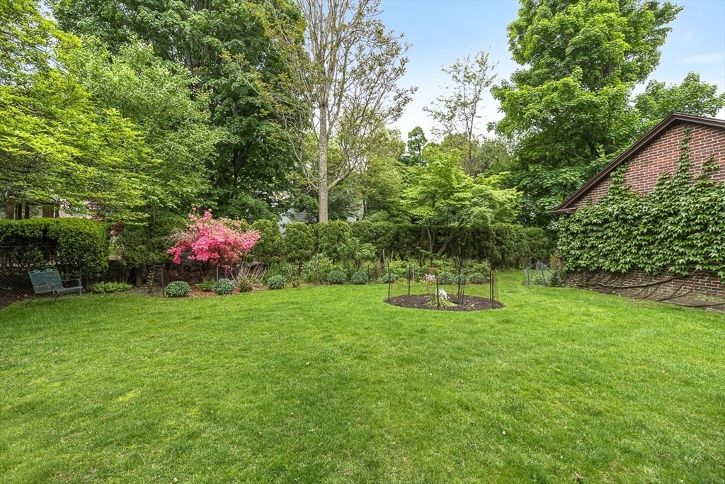 30 Rangeley Road