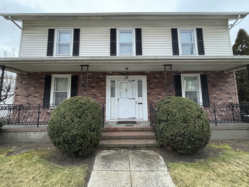 198 Washington St # 1