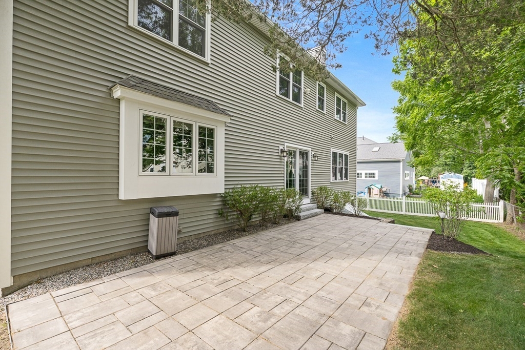49 Sheridan Circle