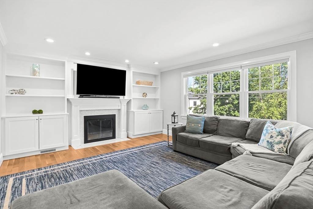 21 Willowdale Road