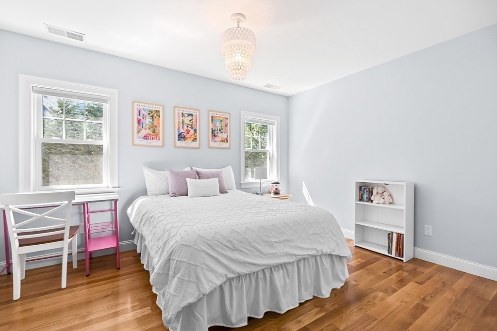 21 Willowdale Road
