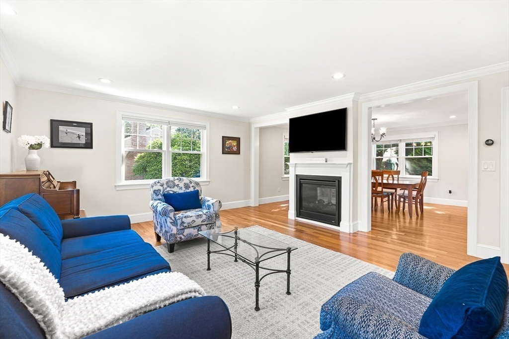 21 Willowdale Road