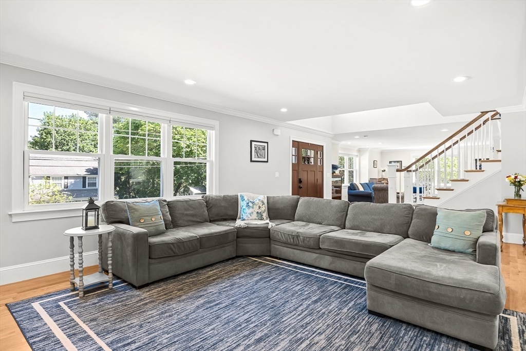 21 Willowdale Road