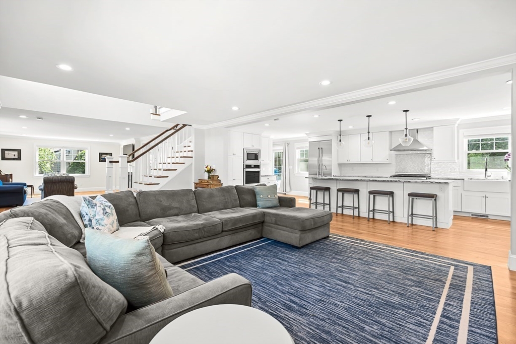 21 Willowdale Road