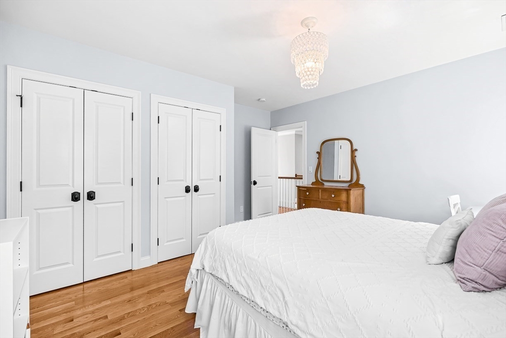 21 Willowdale Road