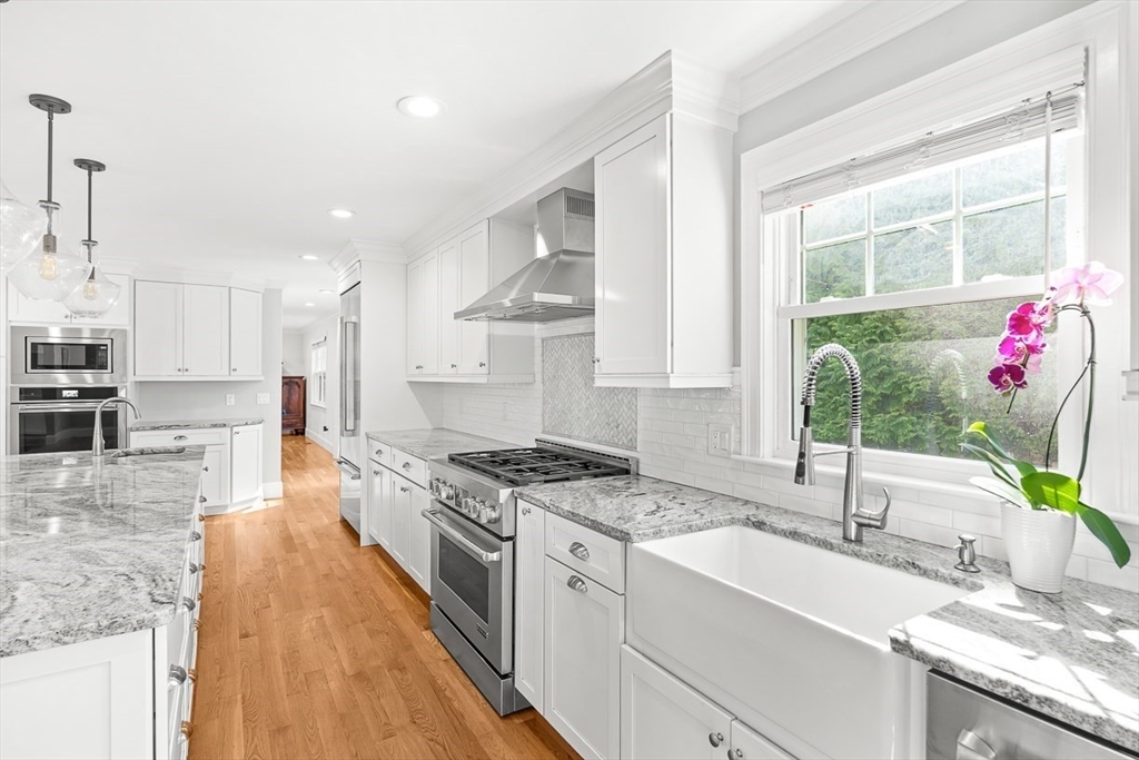 21 Willowdale Road