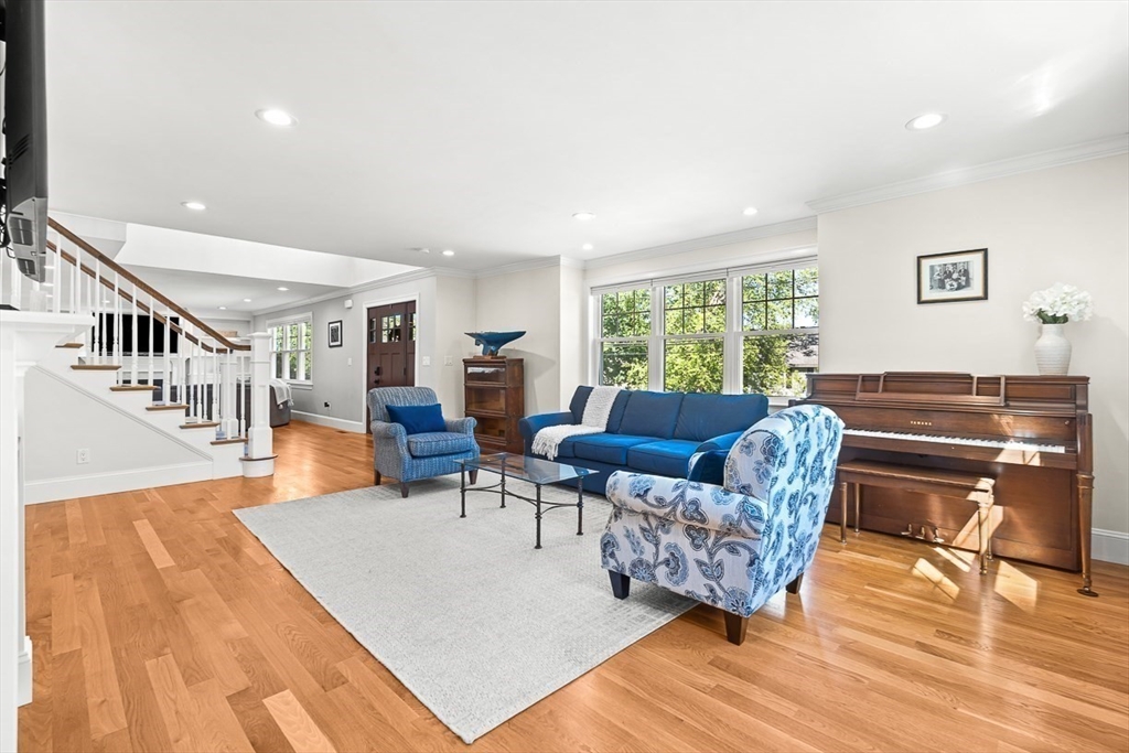 21 Willowdale Road