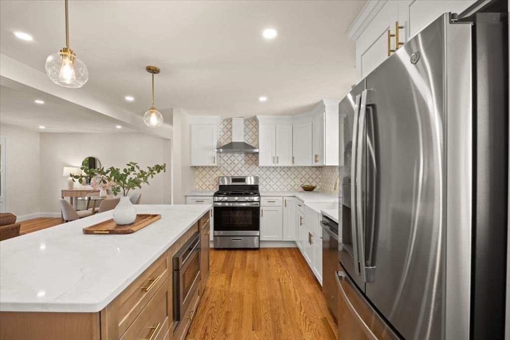 53 Brewster Rd