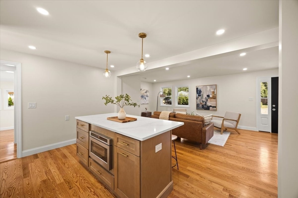 53 Brewster Rd