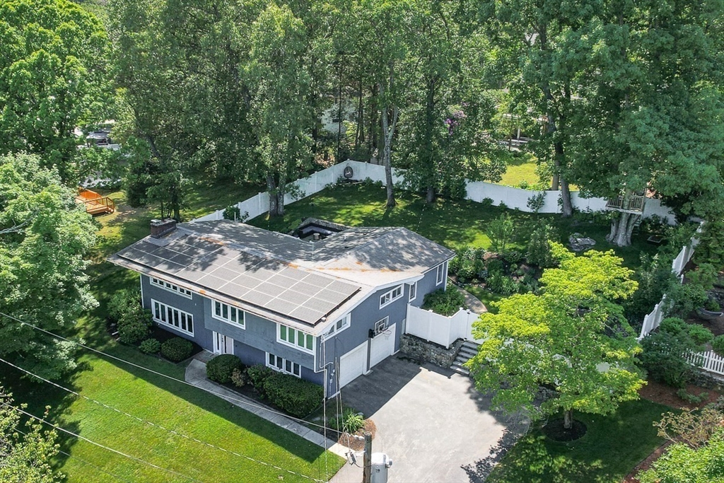 11 Carriage Lane