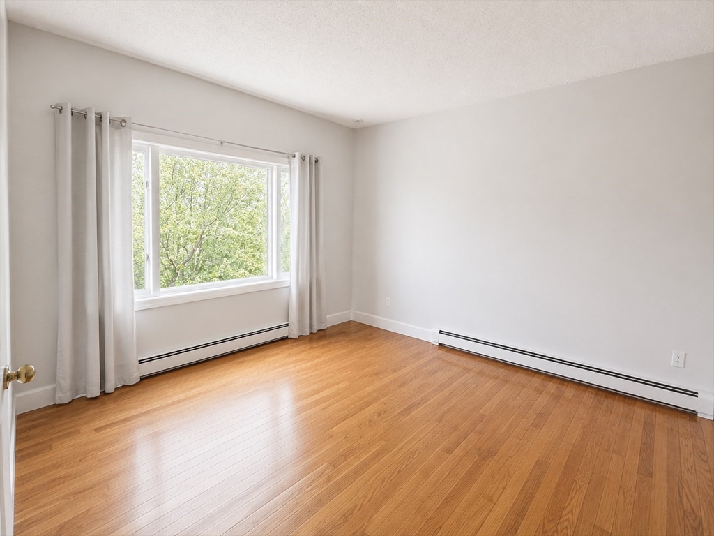 67 Reed Ave # 2