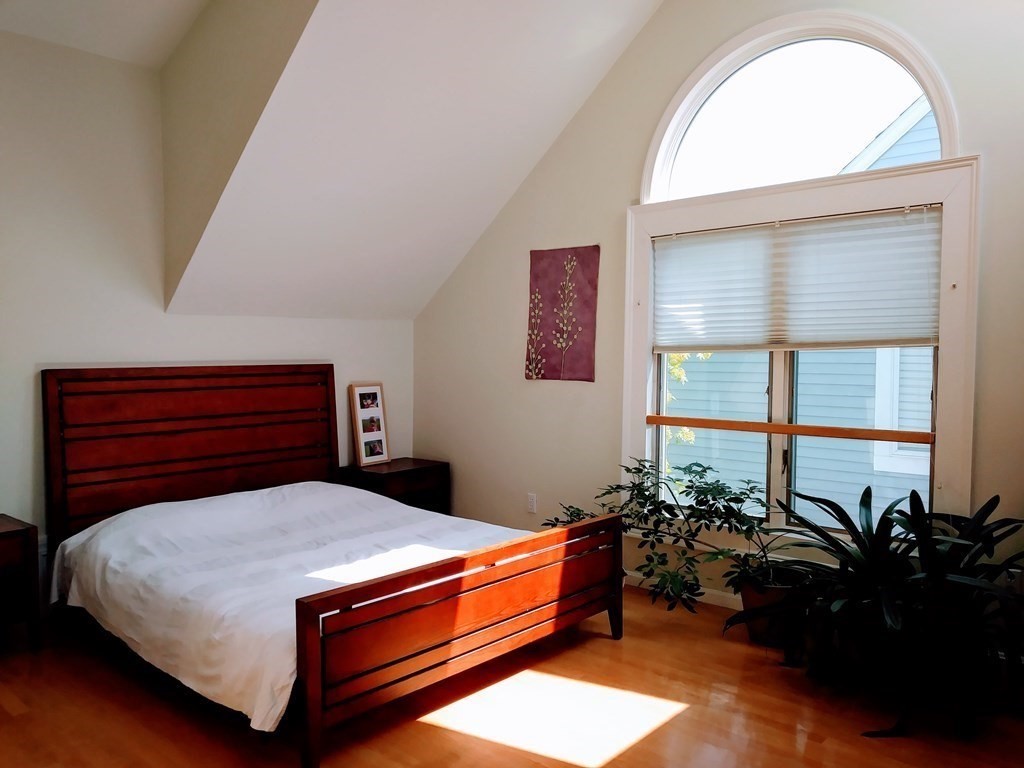 147 Cushing St # 2