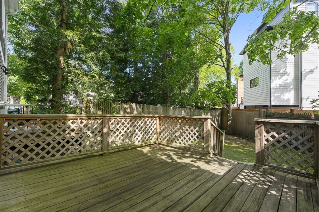 147 Cushing St # 2