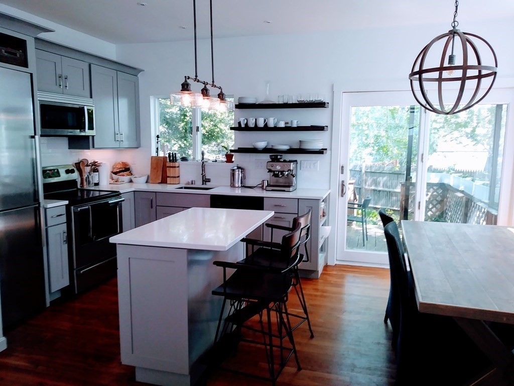 147 Cushing St # 2