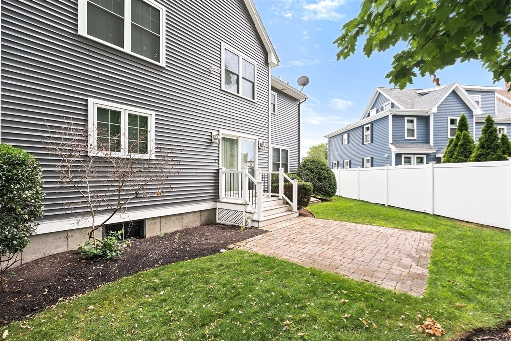 46 Loring Avenue