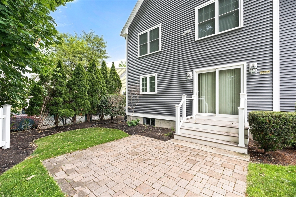 46 Loring Avenue