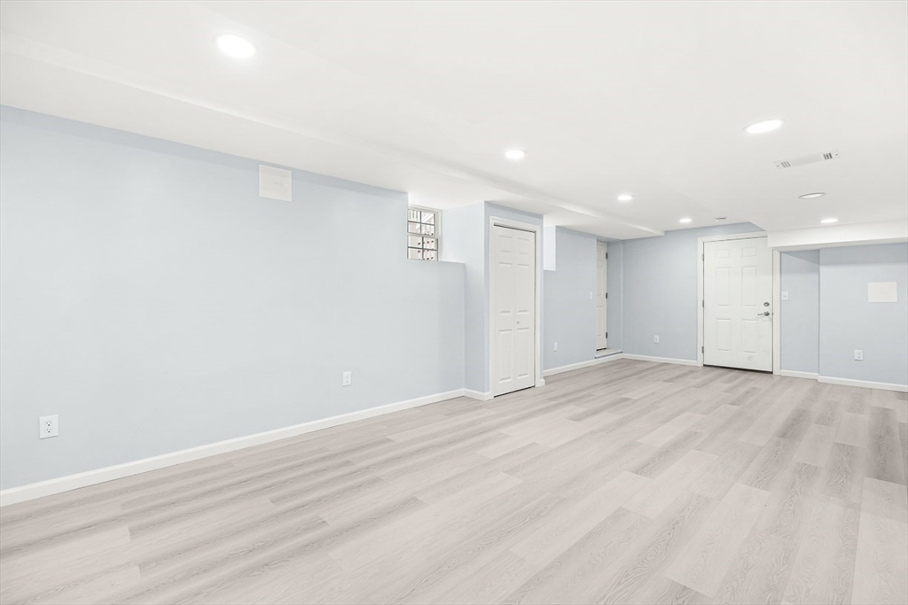 18 Grant Road