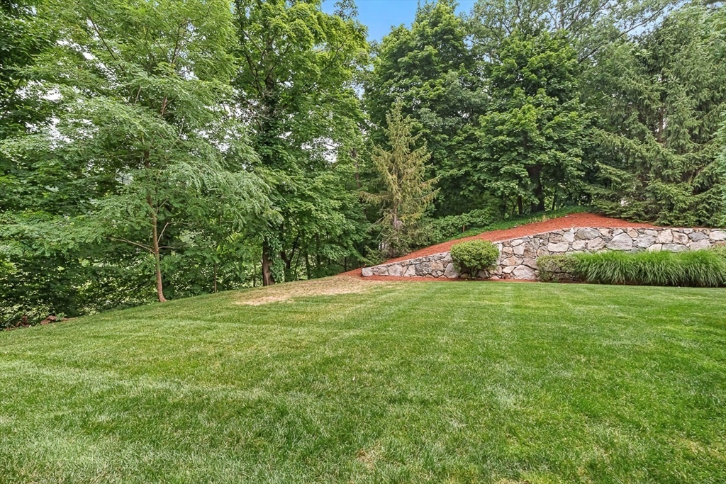 18 Graystone Circle # 18