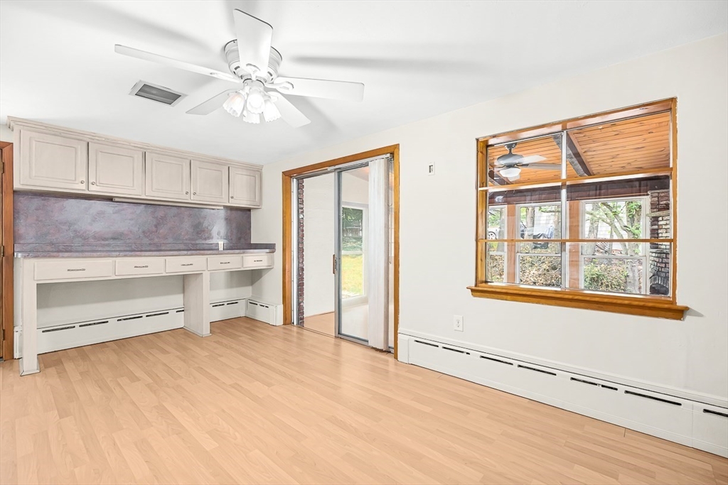 257 Cross St