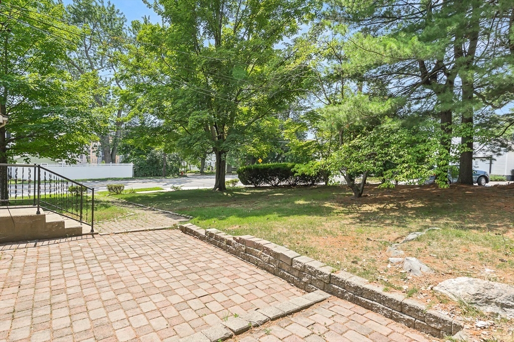 257 Cross St