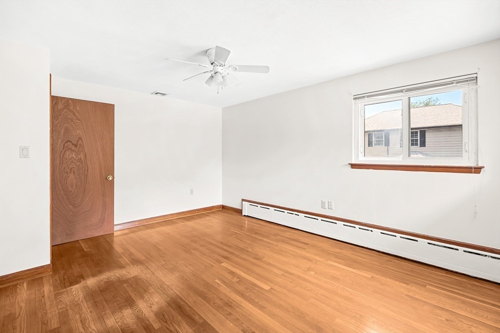 257 Cross St