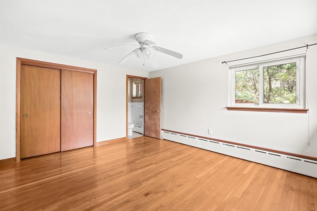 257 Cross St