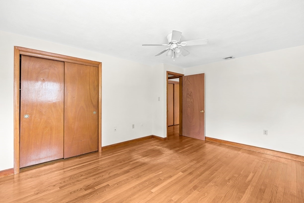 257 Cross St