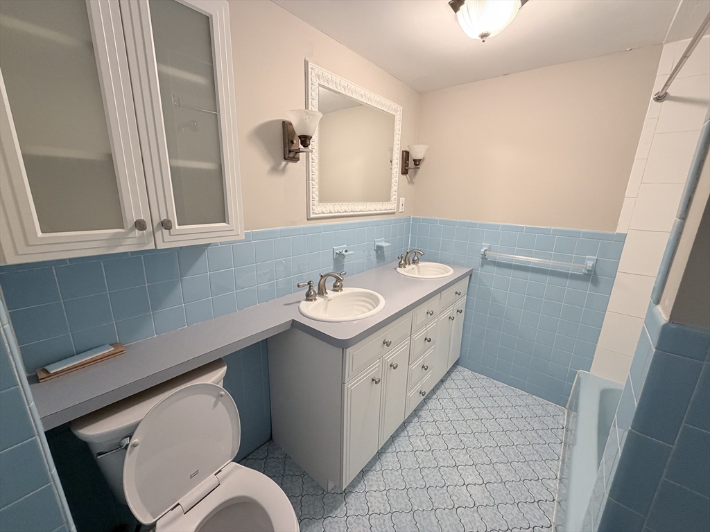 23-25 Church St # 25