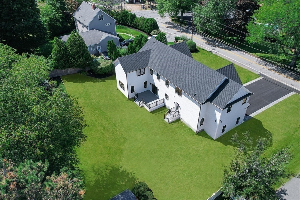 7 Hutchinson Road