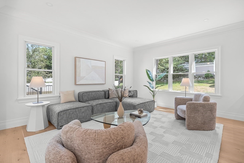 7 Hutchinson Road