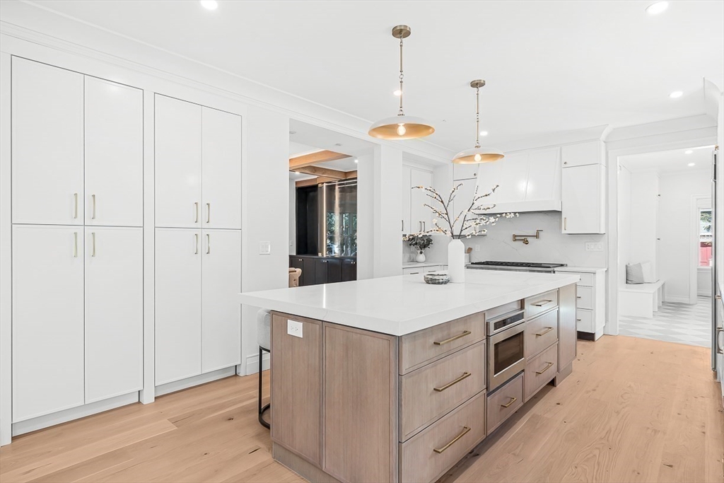 7 Hutchinson Road