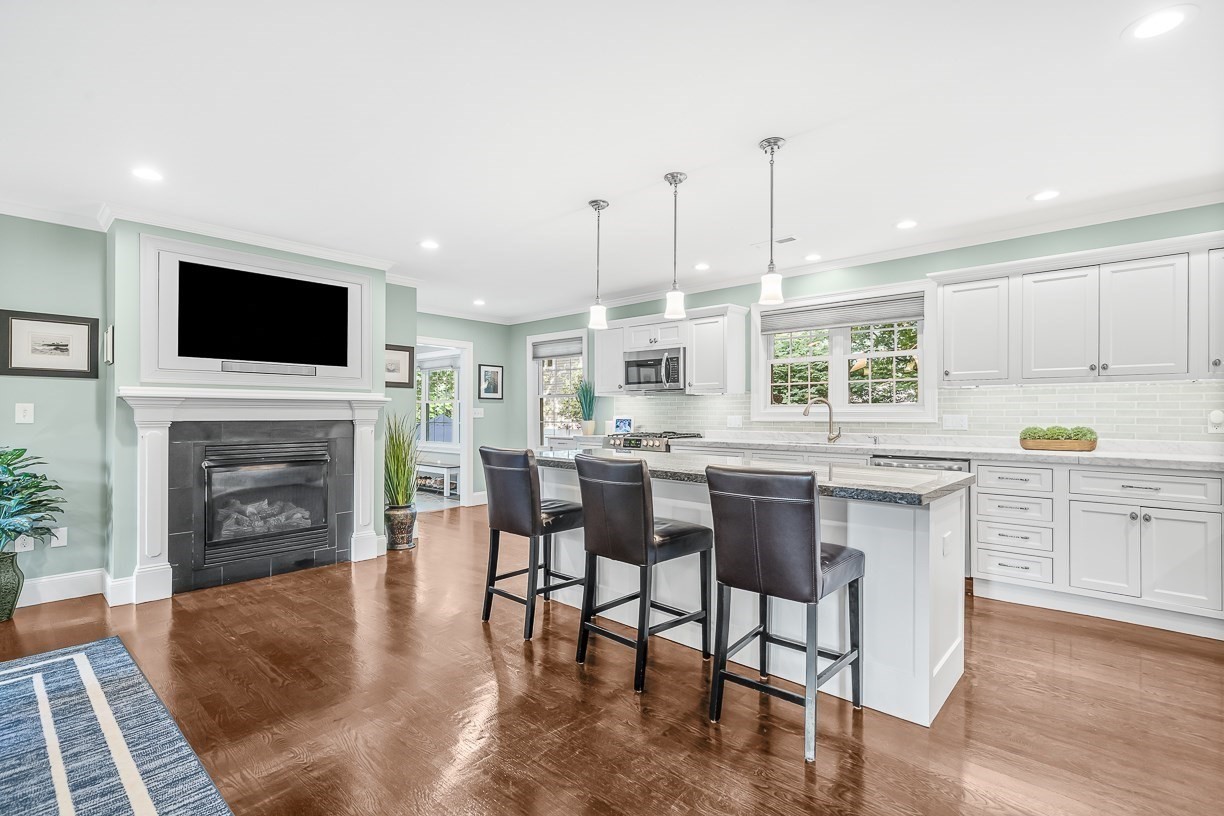 10 Bellevue Avenue