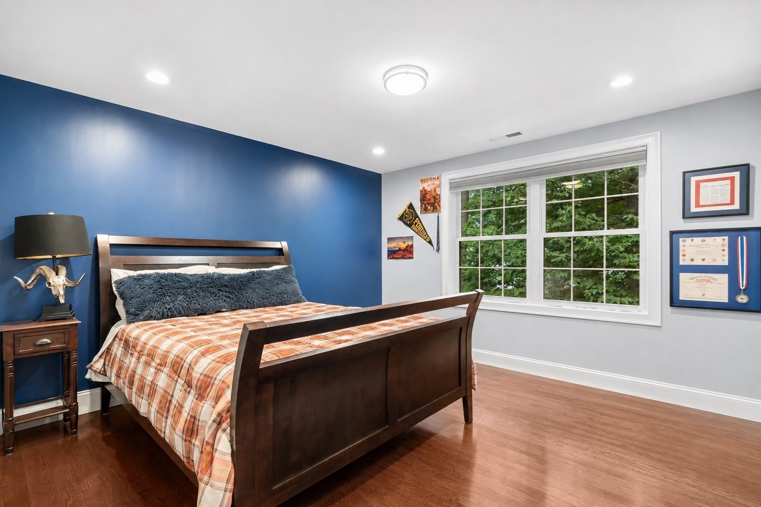 10 Bellevue Avenue