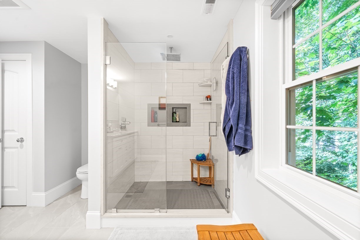 10 Bellevue Avenue