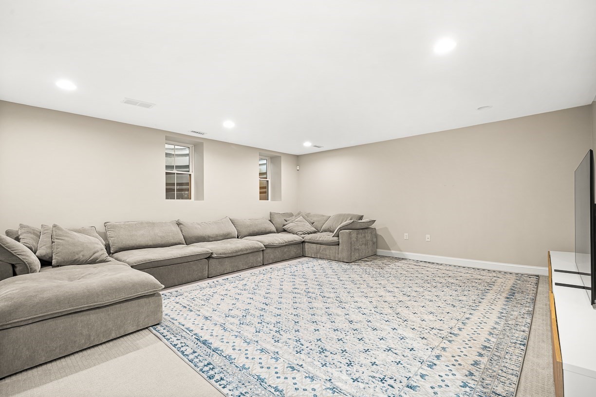 95 Hemingway St # 95