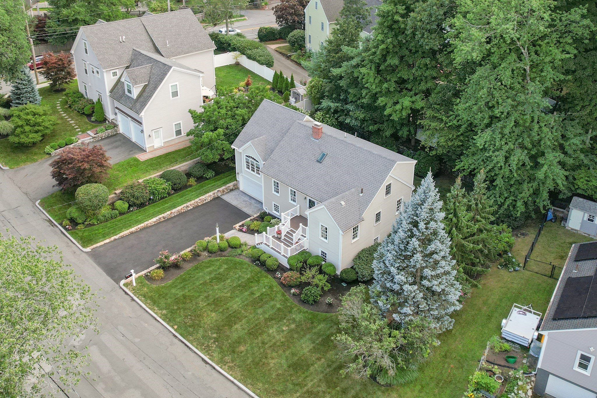 4 Churchill Road