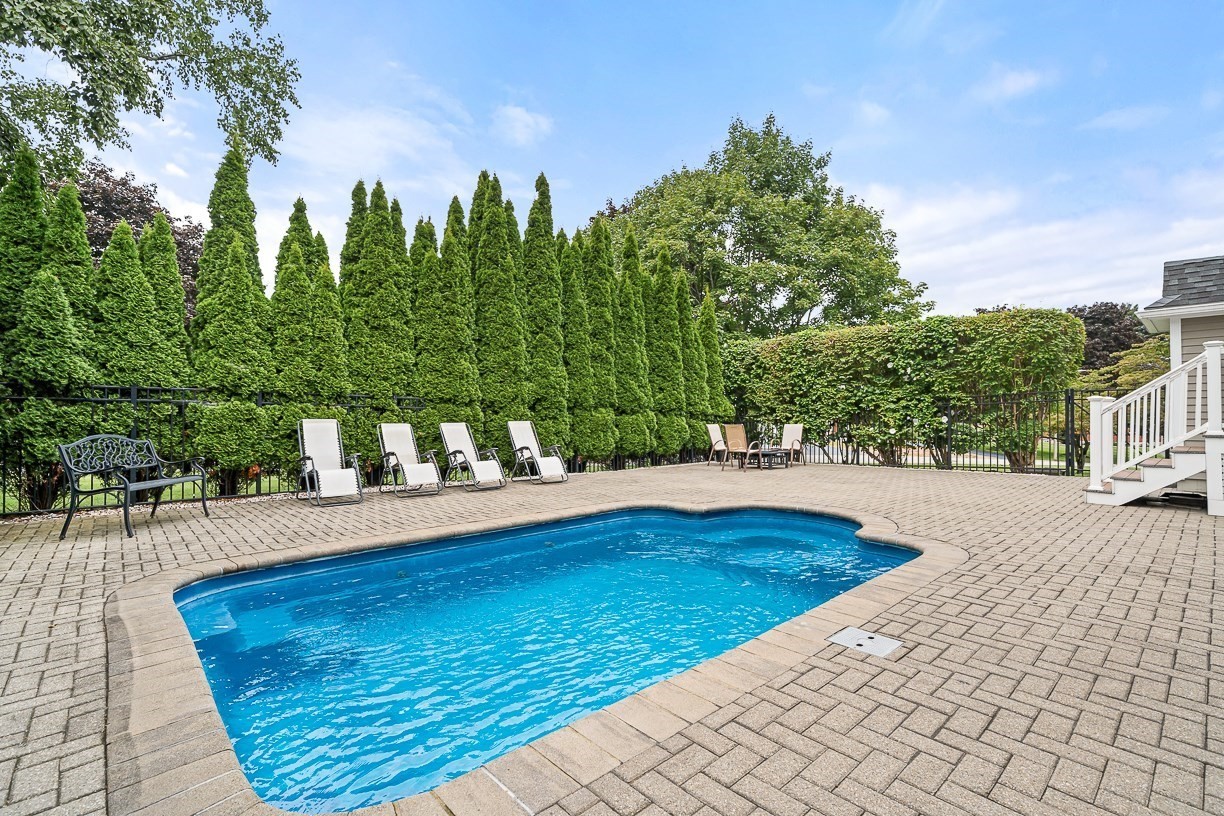 37 Mayflower Road
