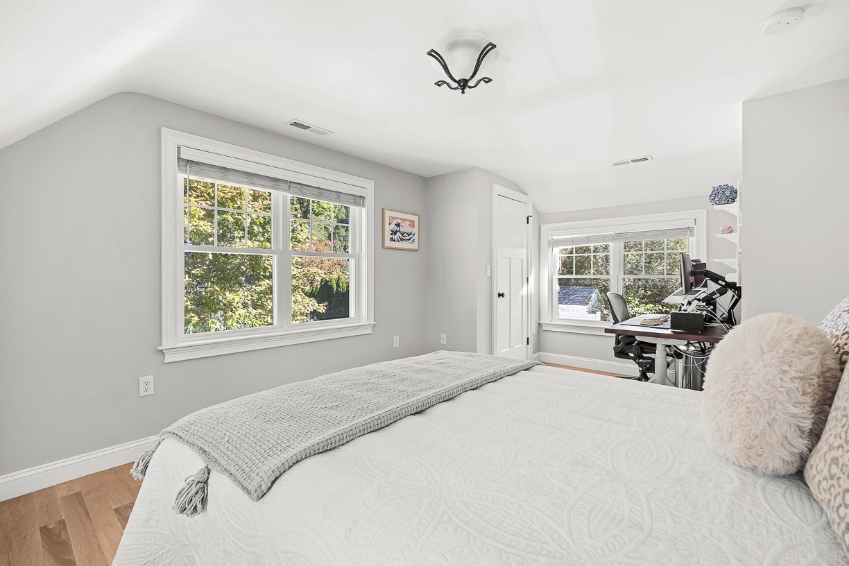 11 Bonad Road