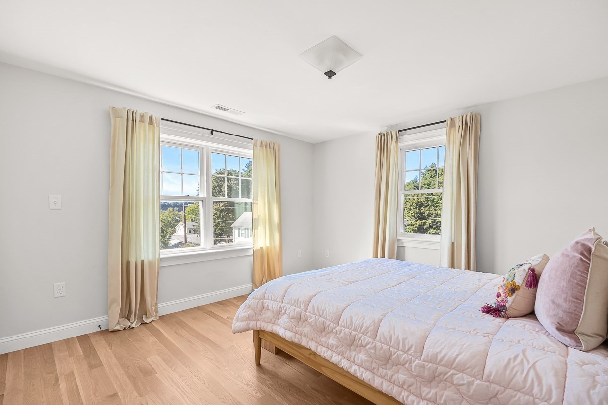 11 Bonad Road