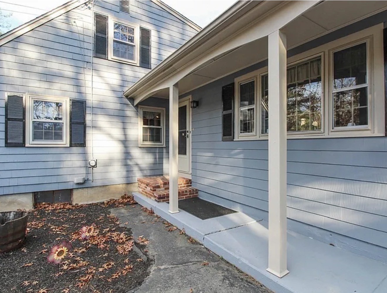 211 Cross St