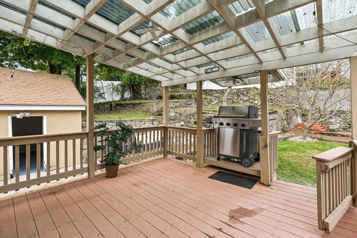 10 Garfield Avenue