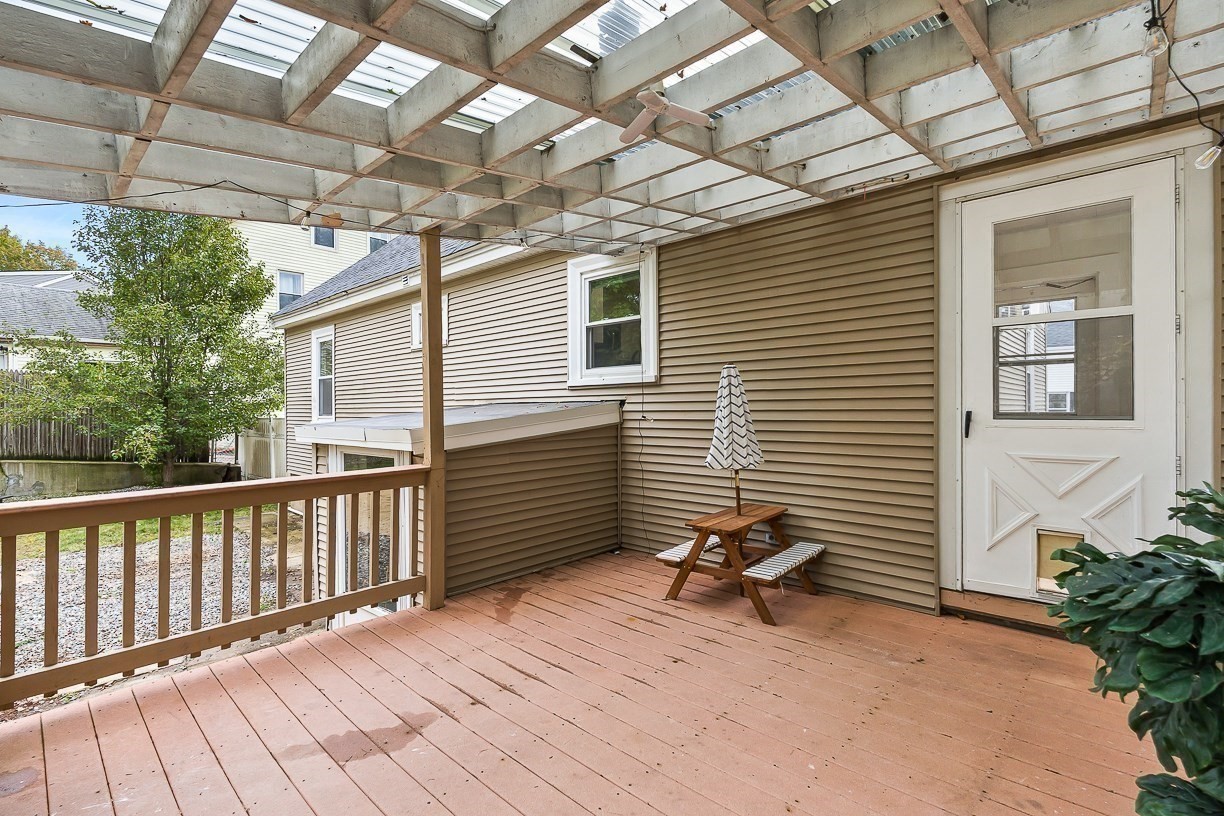 10 Garfield Avenue