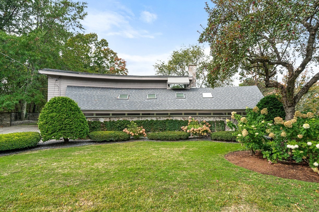 17 Trinity Road