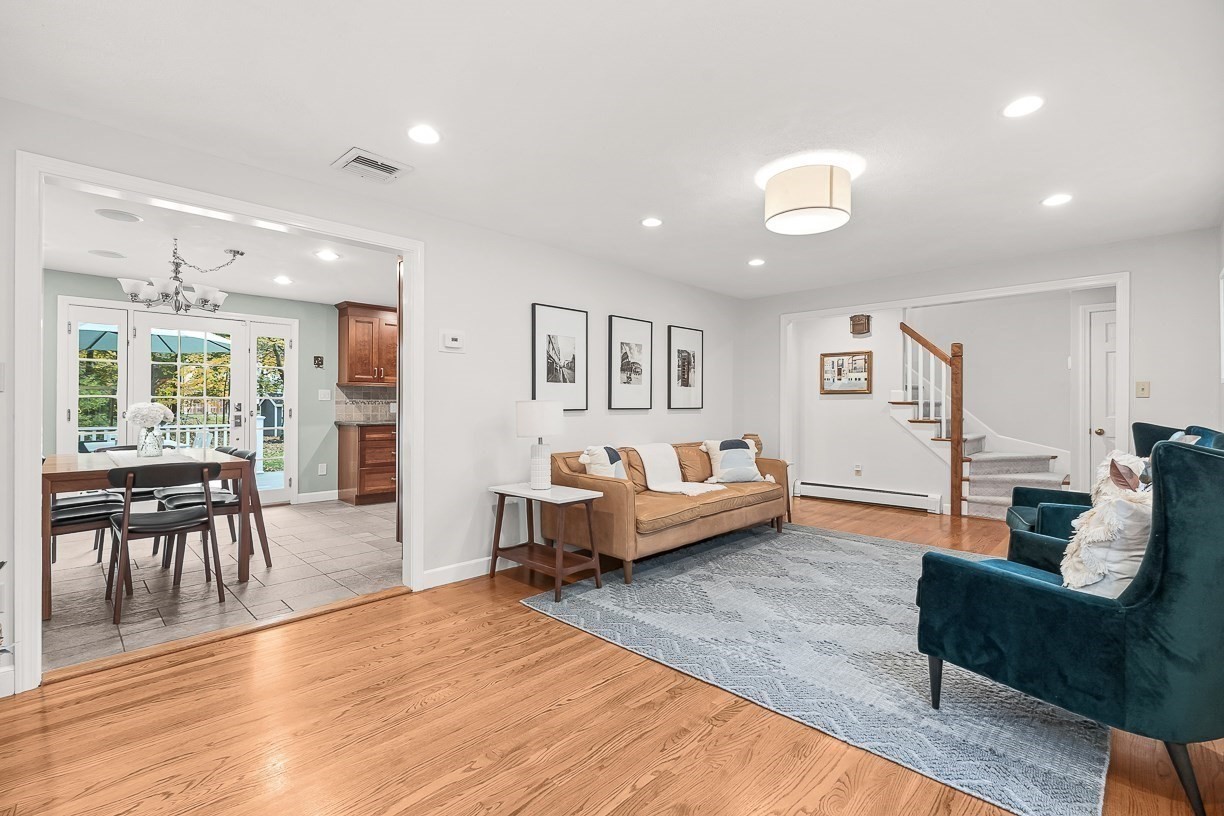 3 Sunset Road
