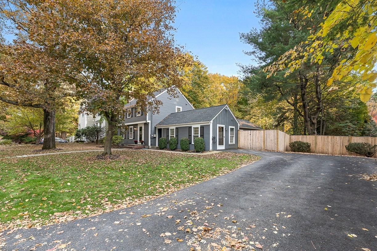 3 Sunset Road