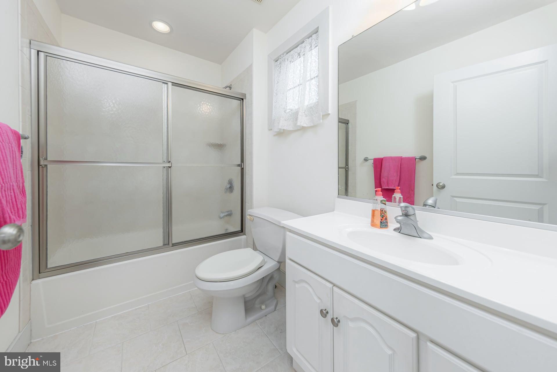 3 N VASSAR SQUARE