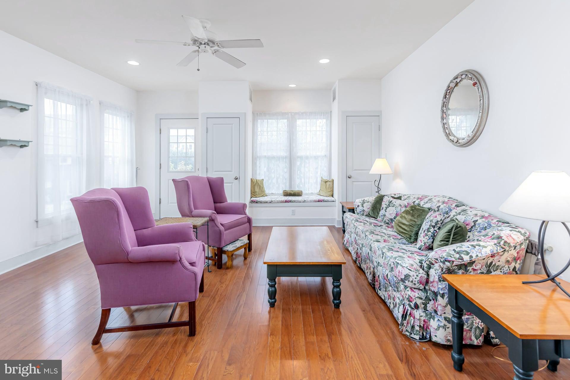 3 N VASSAR SQUARE
