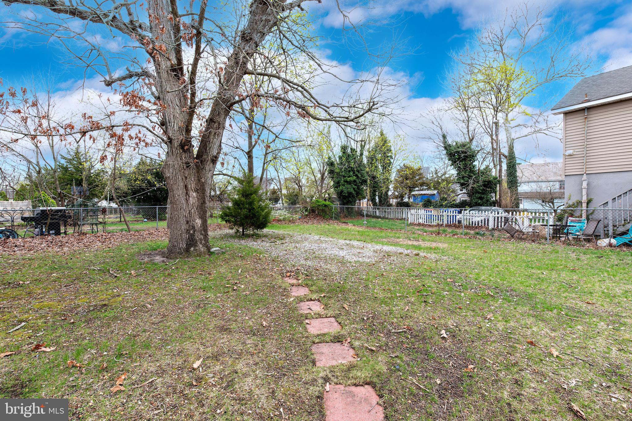 200 5TH STREET S