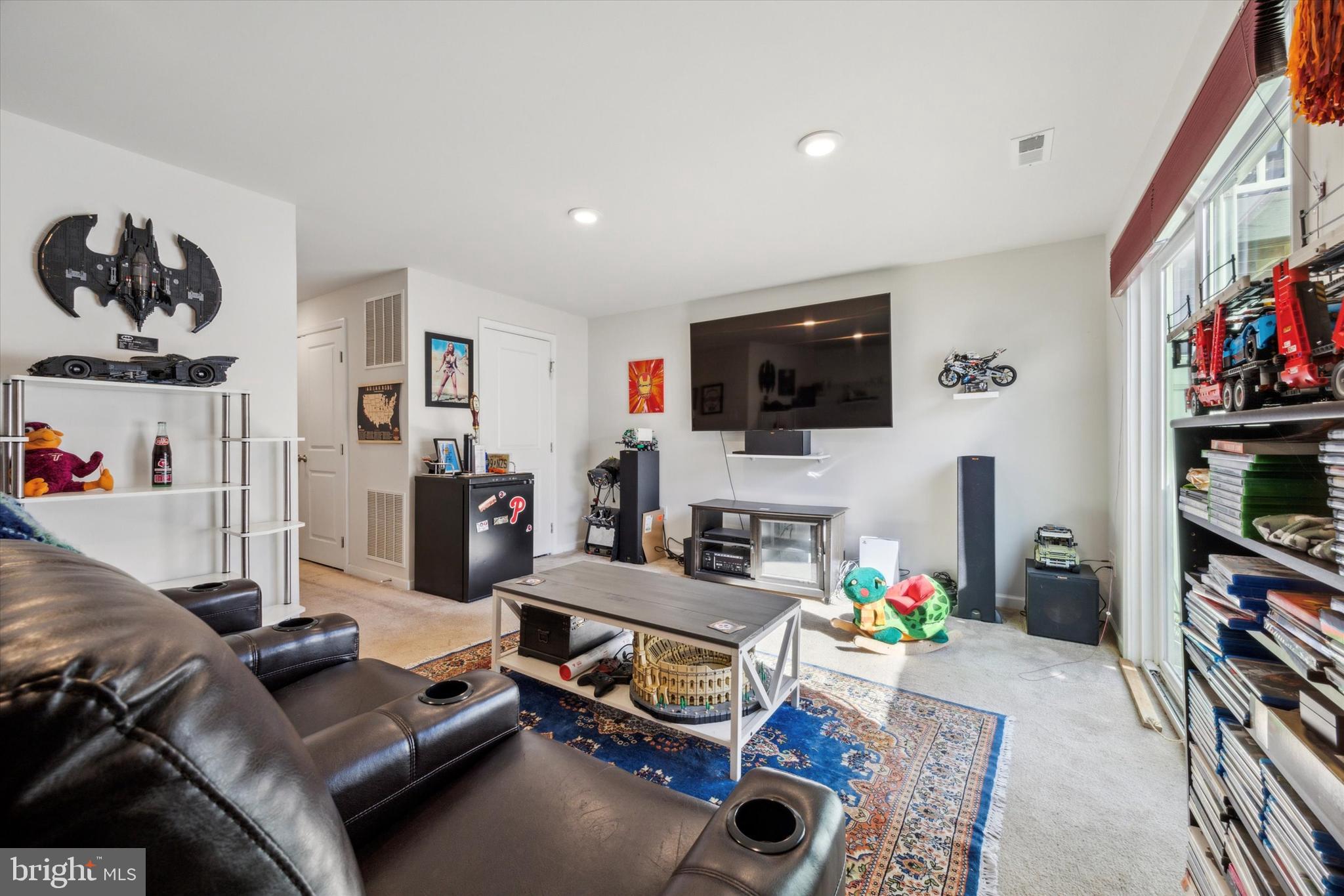 112 VILLAGE GREEN LANE