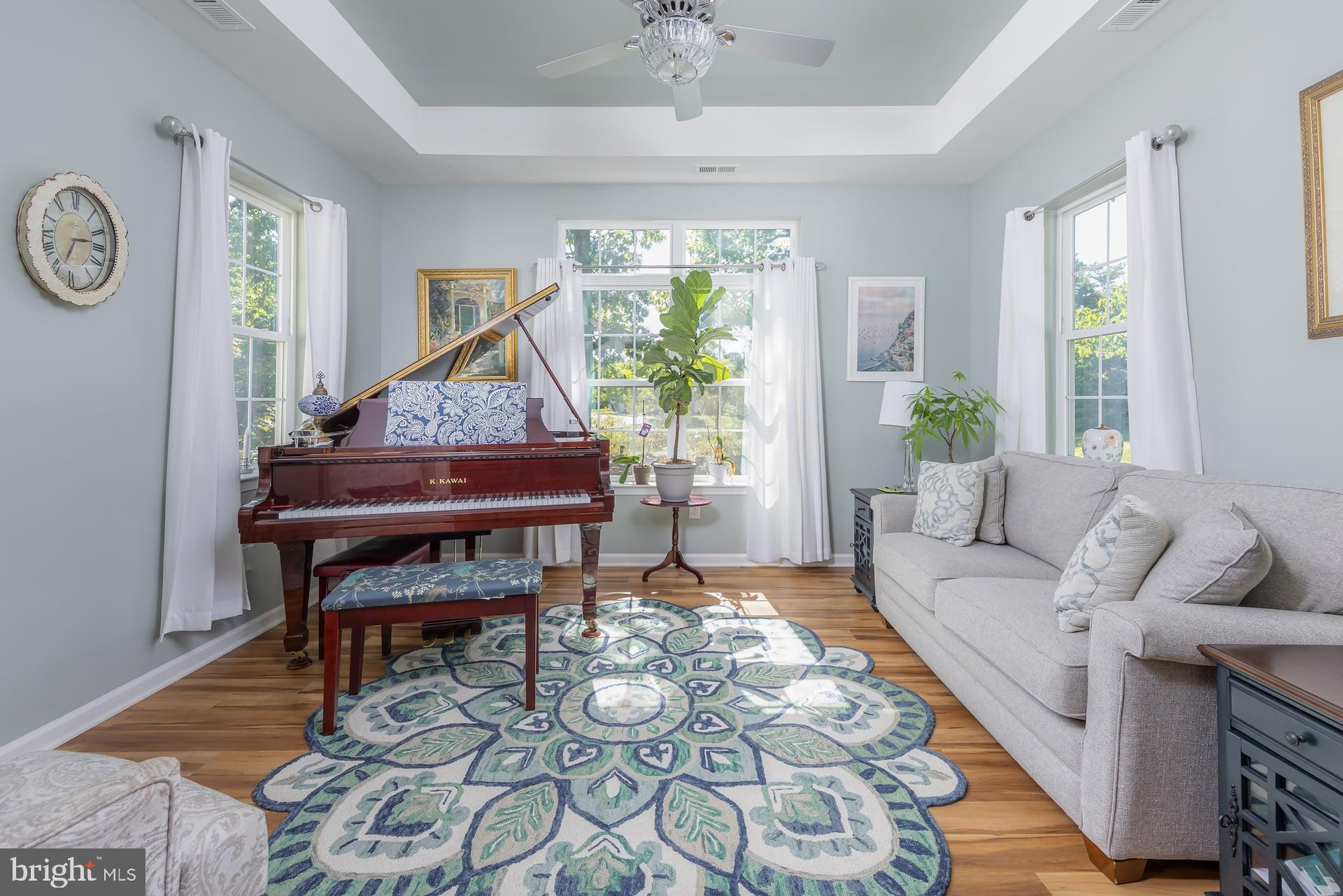 243 BITTLEWOOD AVENUE